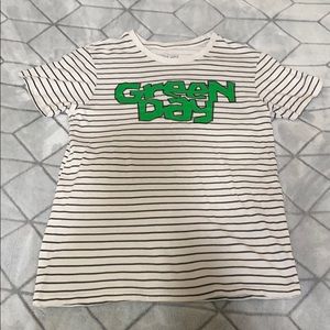 Green Day band shirt